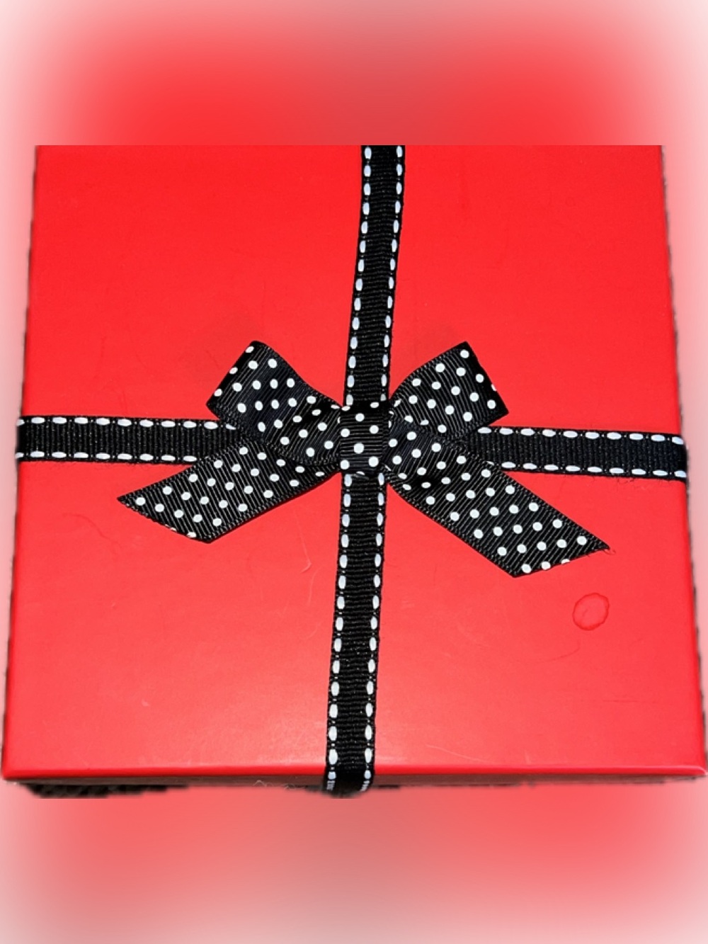 💥 Red Gift Box Black Polka Pattern Black  White Dot Ribbon Present Accent